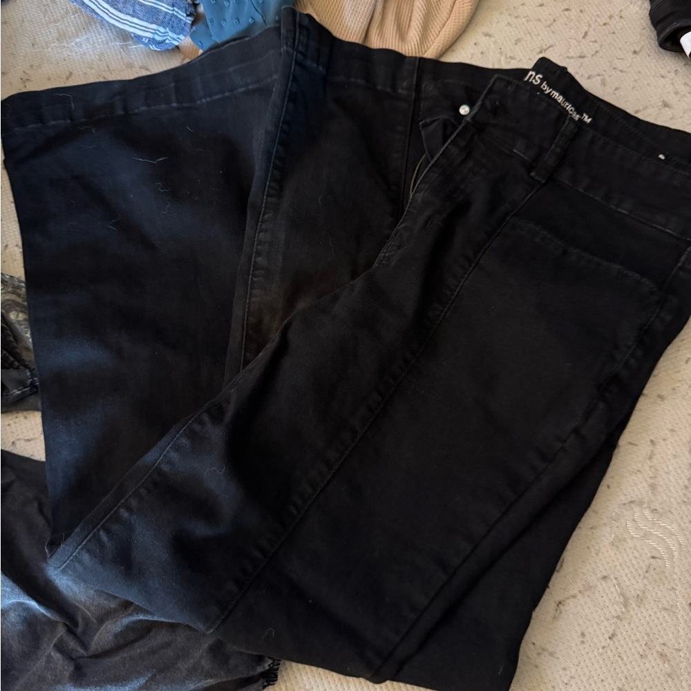 Maurice’s  black flares